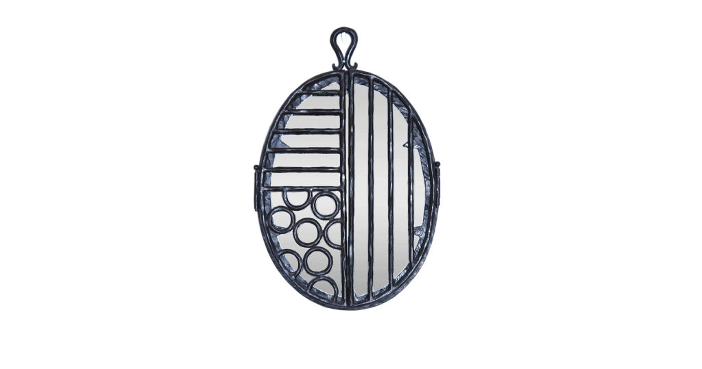 Garouste Bonetti, miroir ovale en fer forgé noir avec une accroche ovale, et deux grilles demi-ovales sur l'avant