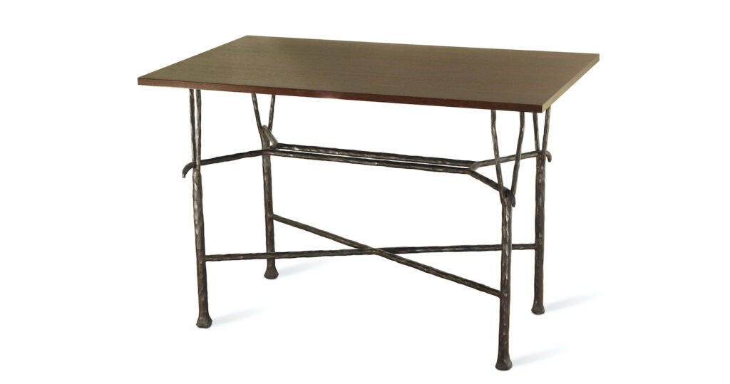 table garouste bonetti, en fer et plateau de bois, dans le style barbare