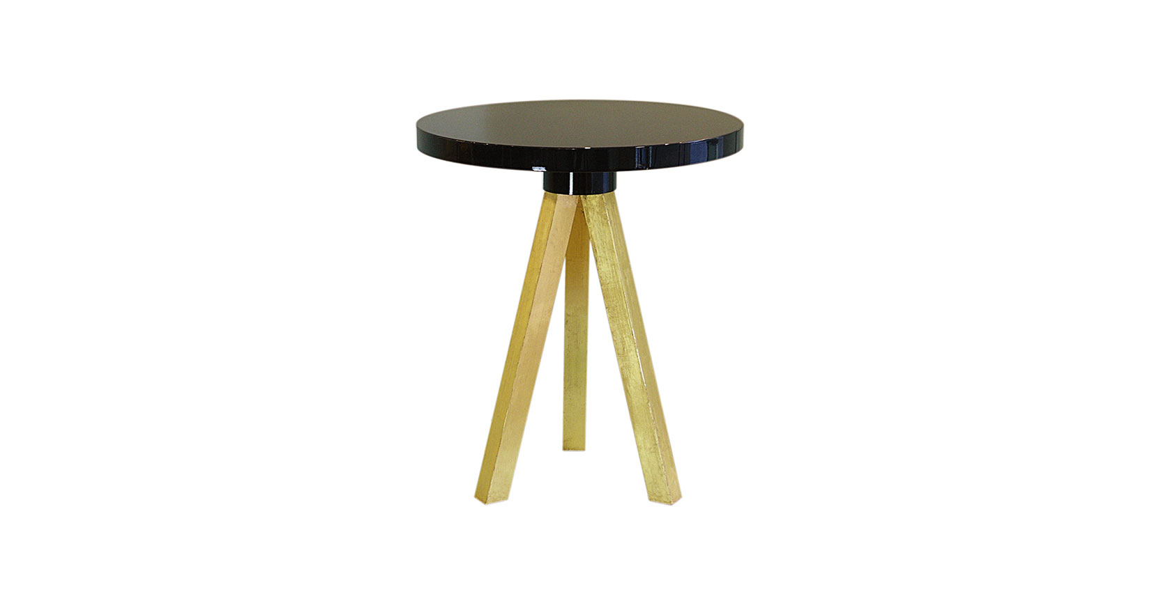 Olivier Gagnère, minimalist tripod pedestal table with 3 gilded wooden legs, dark gray glossy lacquered round top