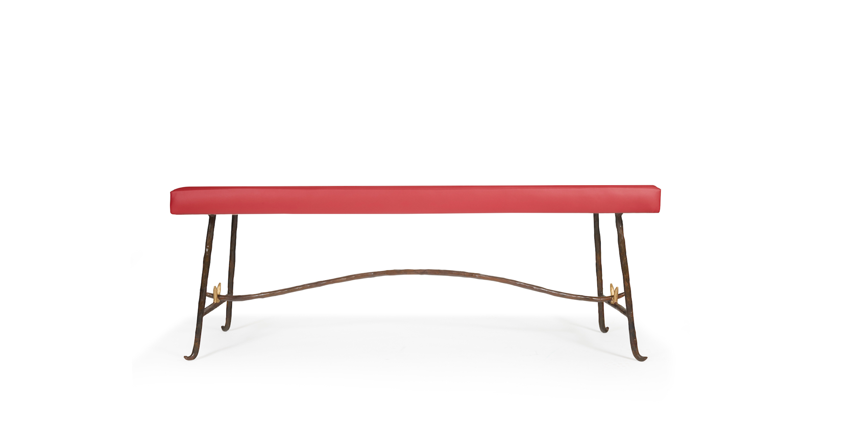 banquette minimaliste en cuir rouge et pied en fer forgé brun, création Garouste Bonetti